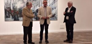 Lee más sobre el artículo Las pinturas del artista Norberto Nunes llegan a Huelva con la exposición ‘El mundo de Pessoa’ 